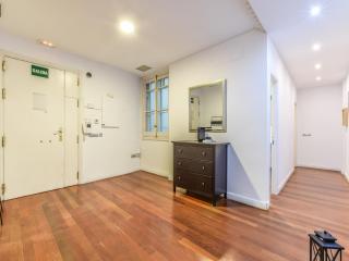 12-Guest Haven Near Metro - 2