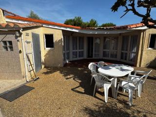 Maison en bord de plage avec parking et 2 chambres | Torreilles - FR-1-732-79 - 0