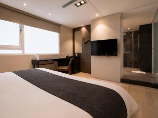 P&F Hotel - 9