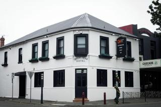 Queens Head Hotel - 0
