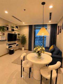 Yourstay Vinhomes Central Park - 4