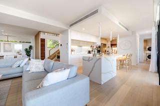The Hamptons Lake House Noosa Heads Luxury House - 5