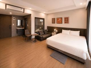 Coline Hotel & Aparment - 8
