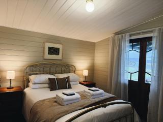 Gregan Retreat at Lisdillon Estate - 2
