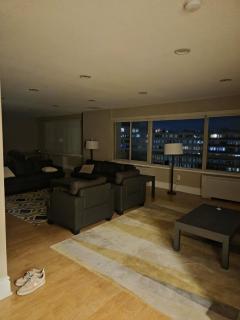 Spacious Arlington Group Getaway 5 Mins to DC - 7