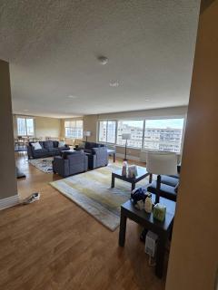 Spacious Arlington Group Getaway 5 Mins to DC - 4