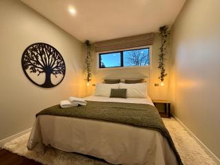 Modern Mountain Retreat - 9