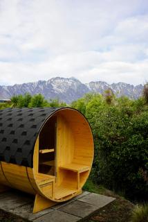 Lakefront Home with Sauna - 0