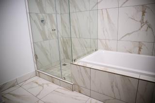 SoftStay Ellipse Luxury Apartment - 3
