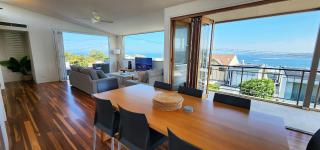 Clovelly Beach House with Pool - 4