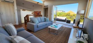 Clovelly Beach House with Pool - 3