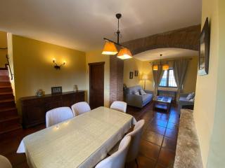 Detached 4 Bedroom Villa with Pool - 2