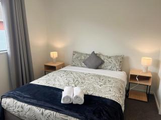 Brand new 3 BR 3 Bathroom close to Hornby mall - 1