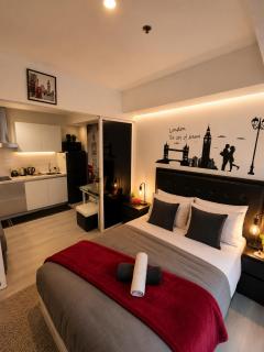 Azure Urban Resort by Oasis - 1