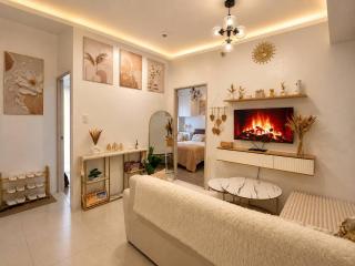 3BR With Balcony Near Burnham Park Sleeps 11 - 8