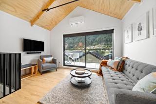 Mountain paradise 3 bedroom close to town - 0