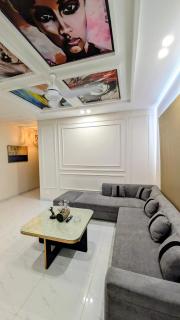 Luxury Apartment site parking self check-in - 8