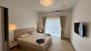 Pearl pool villas, 3 min drive from Naiharn & Rawai, Two villas available - 4