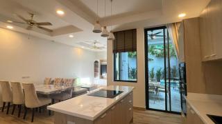 Pearl pool villas, 3 min drive from Naiharn & Rawai, Two villas available - 5