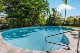 Sundown Lodge 1 Edgar Bennett Avenue 14 - 1