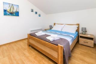 Apartman Dragon 1 pogled na more ,200 metara od plaže , besplatan parking i Wifi - 8