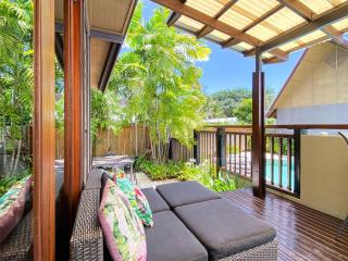 Pure Magnetic Villa 5 - 8