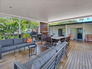 The Deck on Picnic - 7