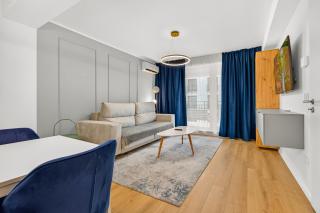 Ada Homes 404 - 1
