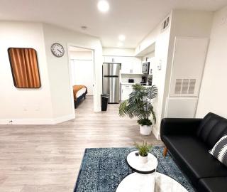 Modern 1BR Condo near Las Vegas Strip with Master Suite & Full Kitchen - 7