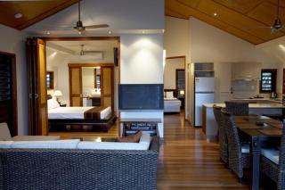 Pure Magnetic Villa 3 - 6