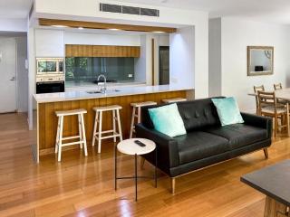 Maggies Beachfront Apartment 9 - 2