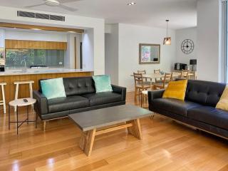 Maggies Beachfront Apartment 9 - 3
