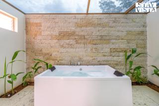 StayVista at The Canopy House with BBQ & Jacuzzi - 5