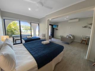 Beachside Palms Unit 3 - 2