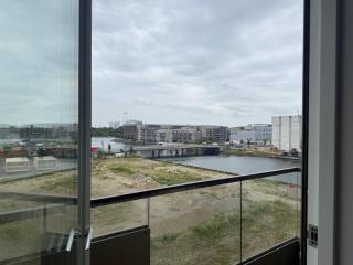 Exclusive New Apt Close To City Center - 2