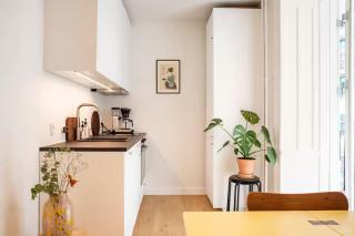 Amazing Apt In The Heart Of Noerrebro - 4