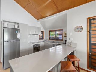 Pure Magnetic Villa 10 - 7