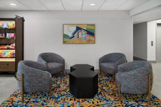 Hampton Inn Janesville - 6
