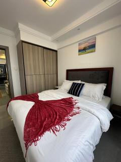 Stylish 1BR in Kilimani lavington Gym Fast WiFi Workspace Ideal for digital nomads - 9
