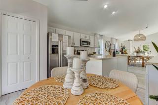 Coastal Cabana - Private Pool - Walk to Beach - 3