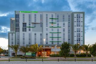 Wyndham Garden Miami International Airport - 9