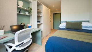 For Students Only - City Wharf in Glasgow - 3