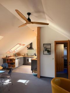 Einladende DG-Wohnung mitten im Starnberger 5-Seenland - 5