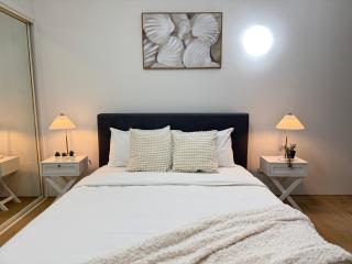 Prime Toowong 3BR Apt - Walk to Shops and Transport - 4