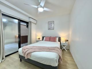 Prime Toowong 3BR Apt - Walk to Shops and Transport - 3