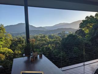 Rainforest Meets Luxury - Infinity Pool Views - 5
