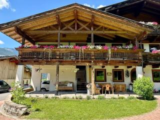 Apartment in Saalfelden near Ski Areas - 0