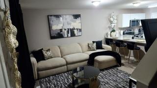 The Luxe House - 8