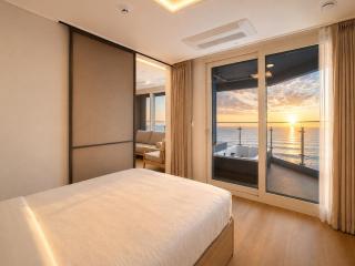 Emerson Suites Naksan - 6