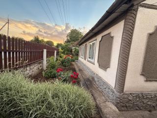 Entire House in Ocnița with Private Yard - 9